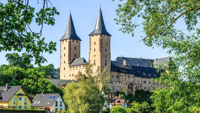 Blick auf das Schloss Rochlitz mit den beiden Turmspitzen im Mittelpunkt